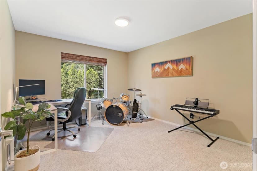 Property photo for 10427 205th Drive Se, Snohomish photo 17