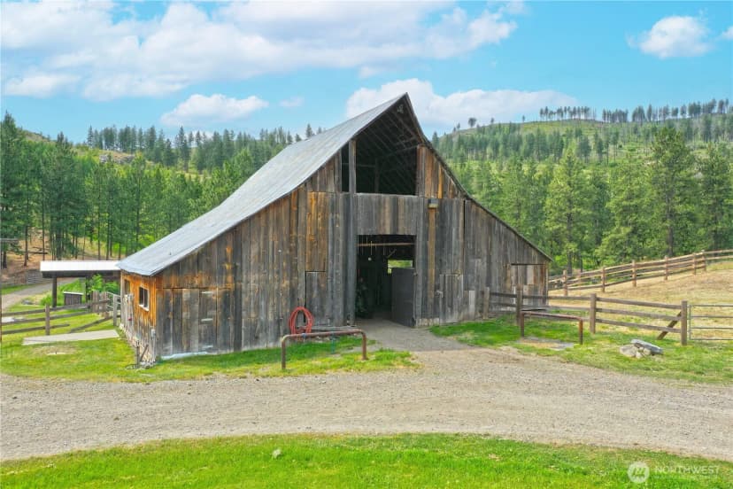 Property photo for 156 Poechmann Road, Okanogan photo 33