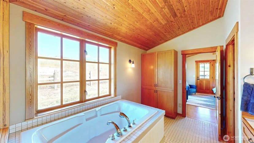 Property photo for 156 Poechmann Road, Okanogan photo 17