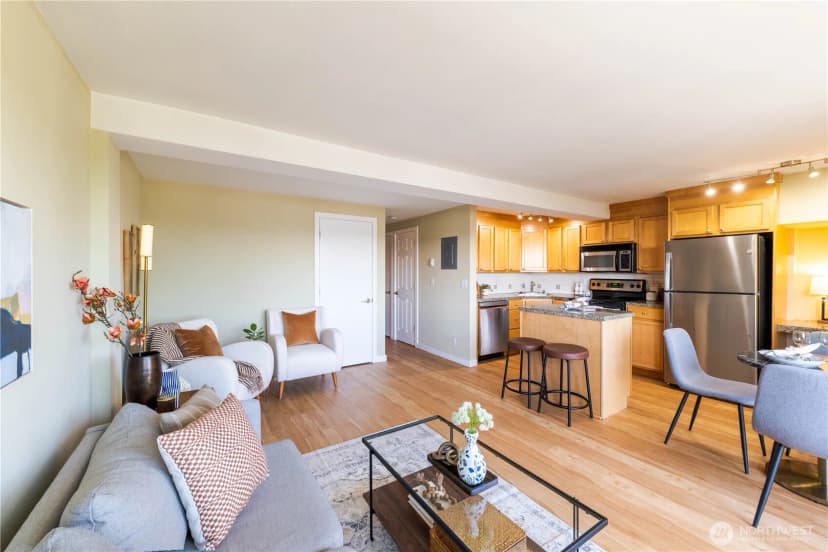 Property photo for 1525 Taylor Avenue N #505, Seattle photo 13