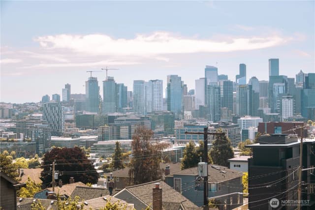 Property photo for 1525 Taylor Avenue N #505, Seattle photo 3