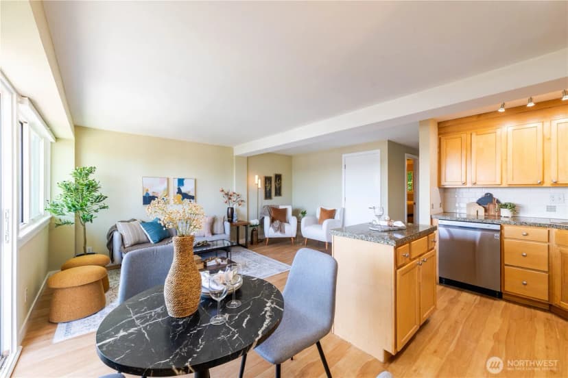 Property photo for 1525 Taylor Avenue N #505, Seattle photo 12