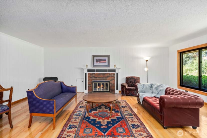 Property photo for 6702 77th Street W, Lakewood photo 9