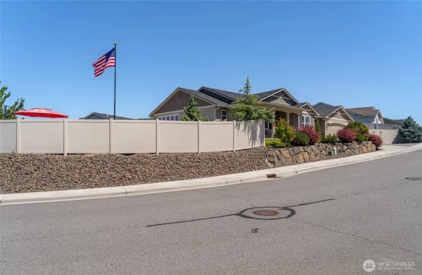 Property photo for 2219 Treat Street Se, East Wenatchee photo 39