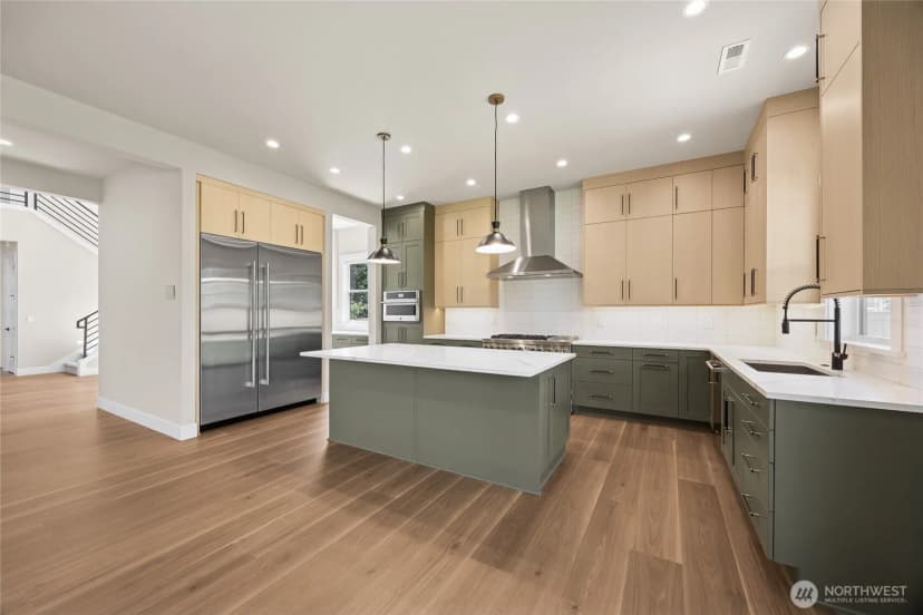 Property photo for 14439 133rd Place Ne #5, Woodinville photo 6