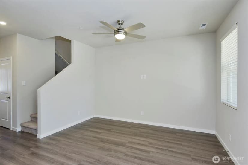 Property photo for 1218 E 53rd Street, Tacoma photo 3