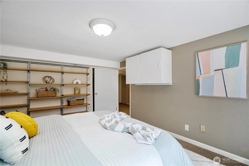 Property photo for 10425 Se 22nd Street, Bellevue photo 26