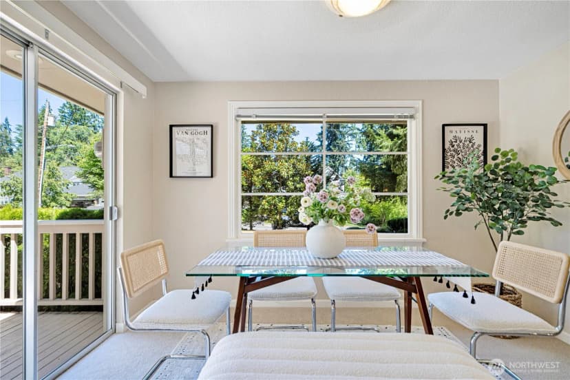 Property photo for 10425 Se 22nd Street, Bellevue photo 13