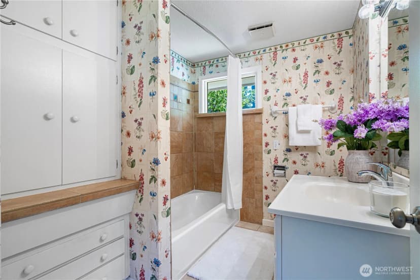 Property photo for 10425 Se 22nd Street, Bellevue photo 19