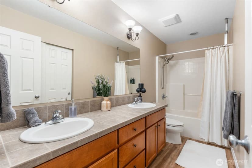 Property photo for 4401 Blackstone Drive Sw, Olympia photo 23