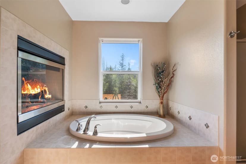 Property photo for 4401 Blackstone Drive Sw, Olympia photo 29