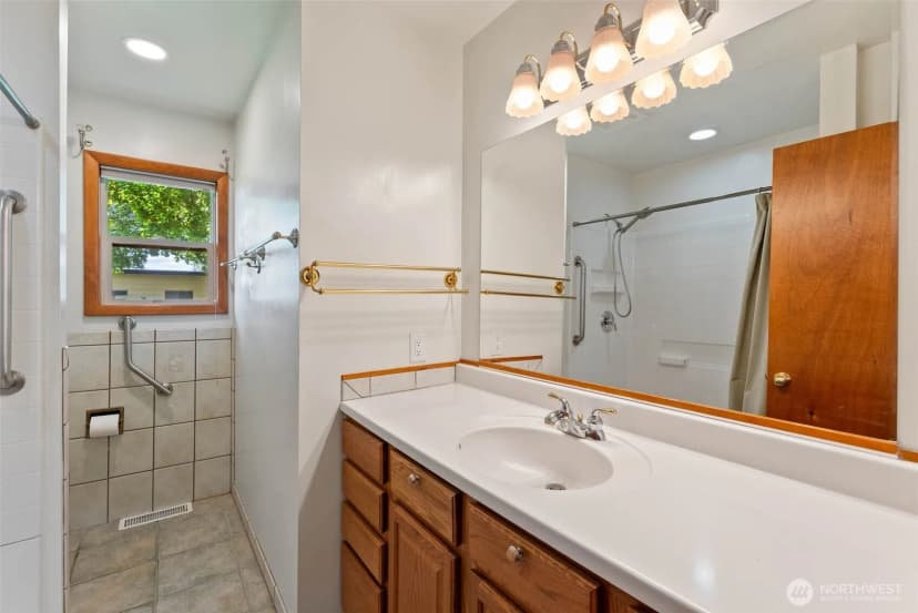 Property photo for 15702 E Wellesley Avenue, Spokane Valley photo 15