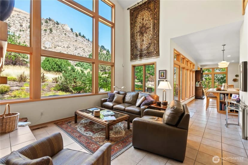 Property photo for 1100 Pitcher Canyon Road, Wenatchee photo 18