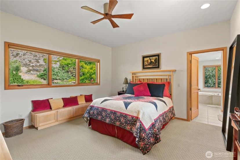 Property photo for 1100 Pitcher Canyon Road, Wenatchee photo 33