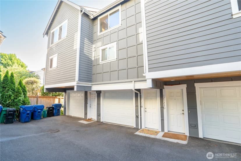 Property photo for 12723 35th Avenue Ne #b, Seattle