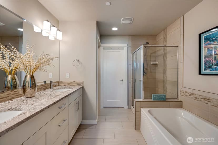 Property photo for 20509 93rd Place S #5, Kent photo 17