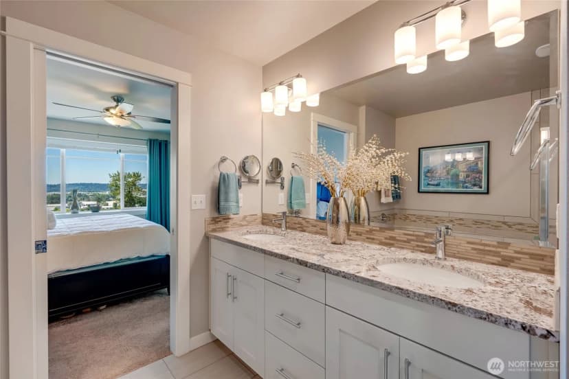 Property photo for 20509 93rd Place S #5, Kent photo 18