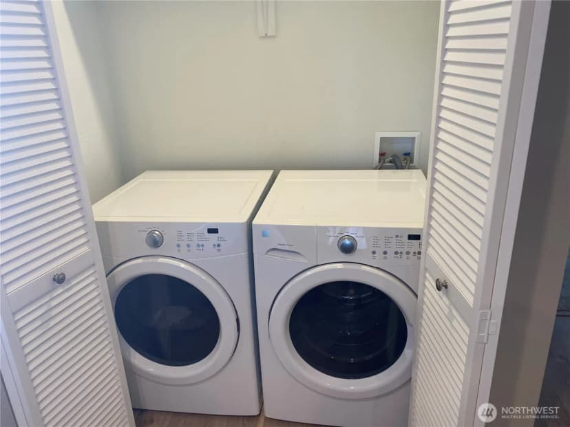 Property photo for 802 Hanford Avenue, Bremerton photo 12