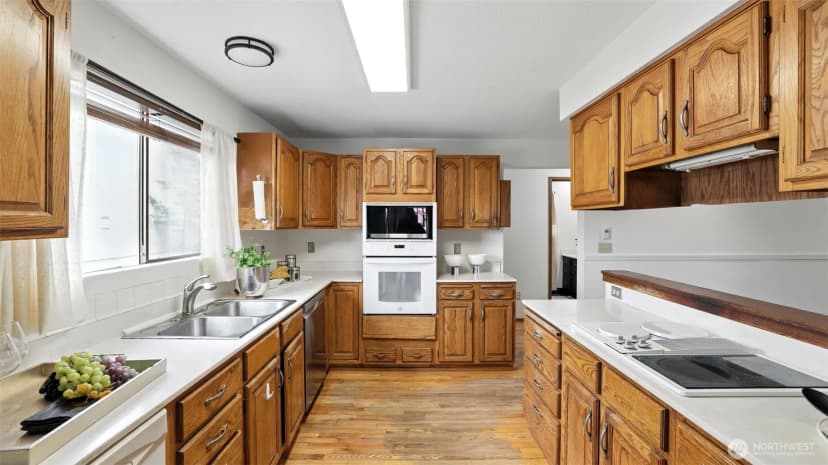 Property photo for 5109 S Myrtle Street, Seattle photo 18