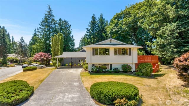 Property photo for 13009 111th Place Ne, Kirkland photo 2