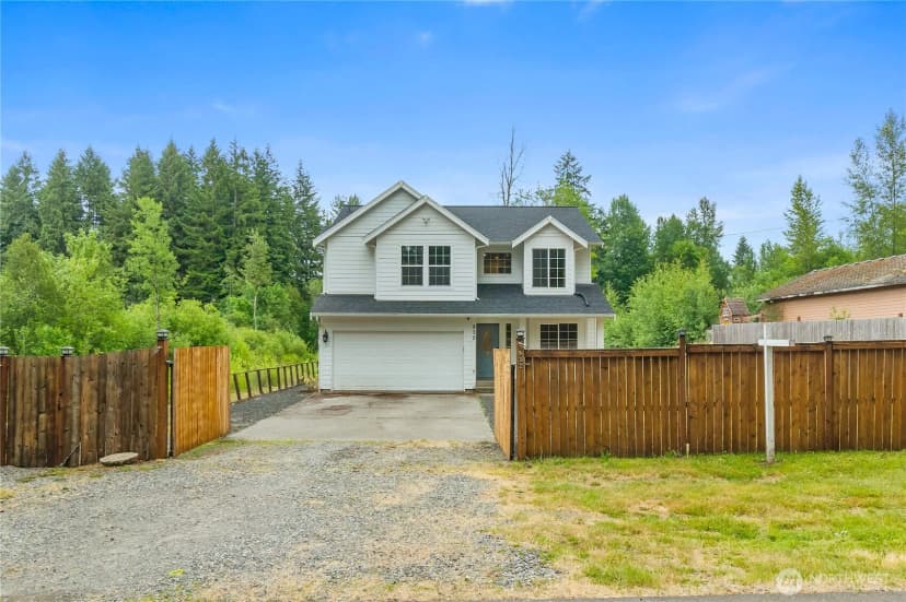 Property photo for 932 Tipsoo Loop N, Rainier photo 32