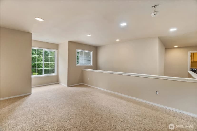 Property photo for 932 Tipsoo Loop N, Rainier photo 27