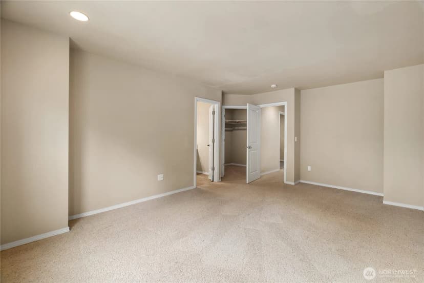 Property photo for 932 Tipsoo Loop N, Rainier photo 19
