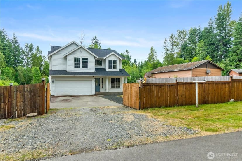 Property photo for 932 Tipsoo Loop N, Rainier photo 30