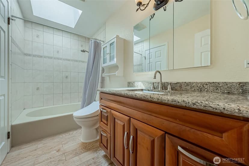 Property photo for 4164 Factoria Boulevard Se #b11, Bellevue photo 18