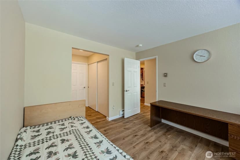Property photo for 4164 Factoria Boulevard Se #b11, Bellevue photo 14