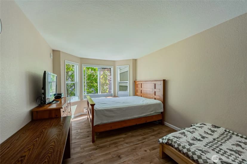 Property photo for 4164 Factoria Boulevard Se #b11, Bellevue photo 12