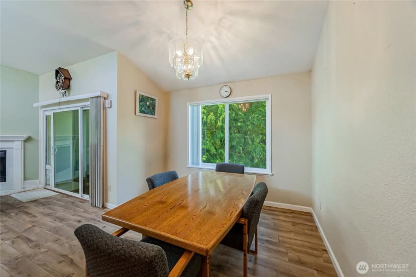 Property photo for 4164 Factoria Boulevard Se #b11, Bellevue photo 5