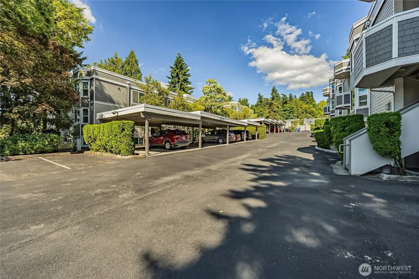 Property photo for 4164 Factoria Boulevard Se #b11, Bellevue photo 32