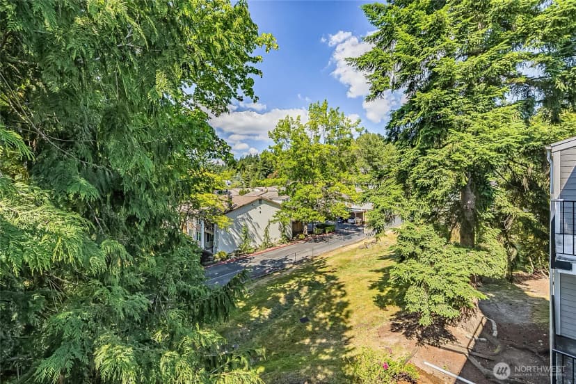 Property photo for 4164 Factoria Boulevard Se #b11, Bellevue photo 29