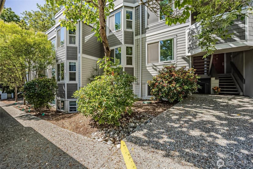 Property photo for 4164 Factoria Boulevard Se #b11, Bellevue photo 22