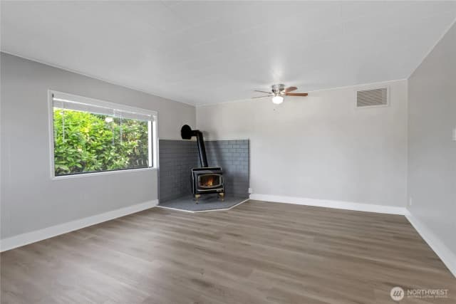 Property photo for 5503 Milwaukee Avenue E, Puyallup photo 4