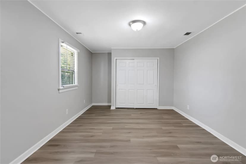 Property photo for 5503 Milwaukee Avenue E, Puyallup photo 16