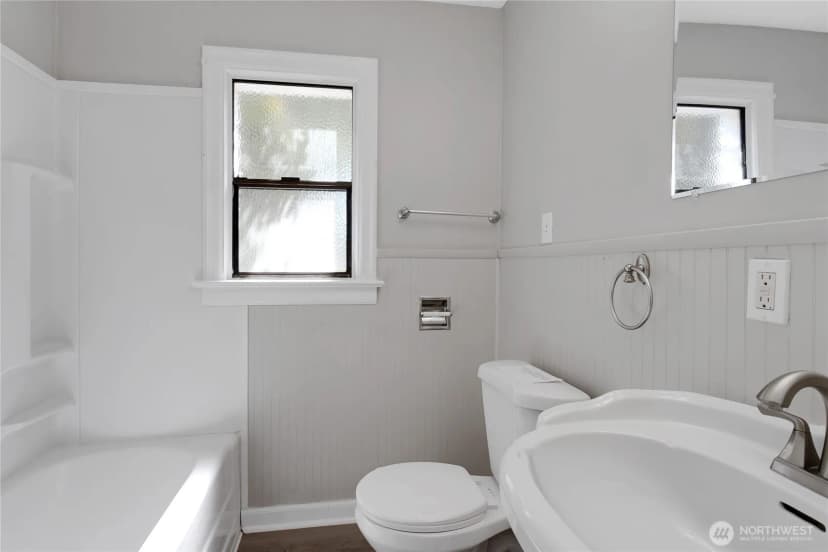 Property photo for 5503 Milwaukee Avenue E, Puyallup photo 6