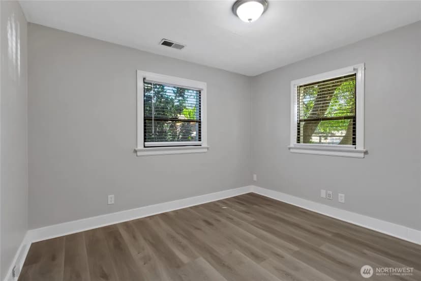 Property photo for 5503 Milwaukee Avenue E, Puyallup photo 8