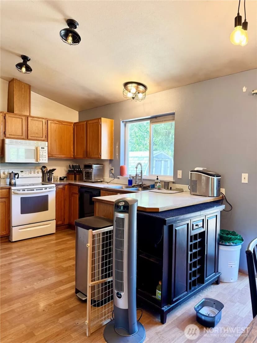 Property photo for 7169 E Raintree Lane, Port Orchard photo 6