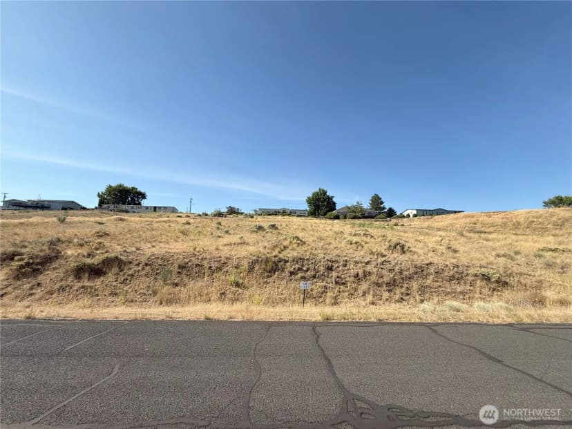Property photo for 0 6th Ave Lot 11, Odessa