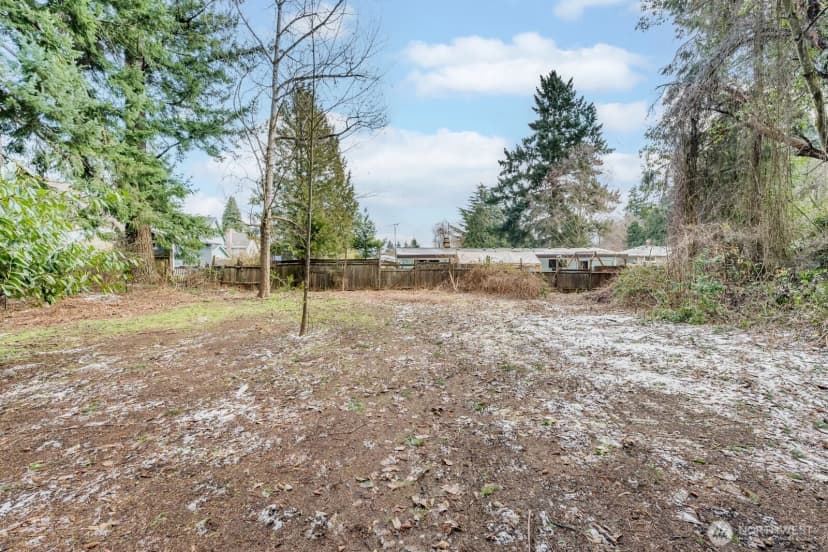 Property photo for 13020 1st Avenue Ne, Seattle photo 6