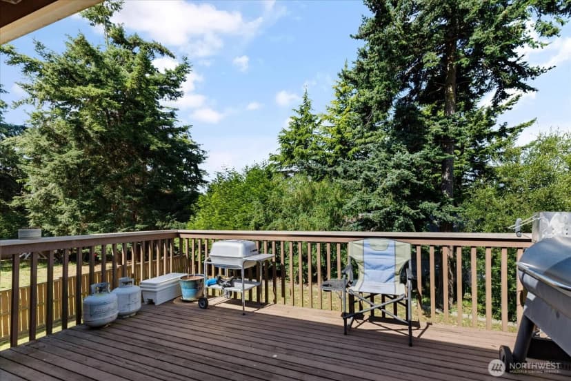 Property photo for 735 Sw Regency Drive, Oak Harbor photo 24