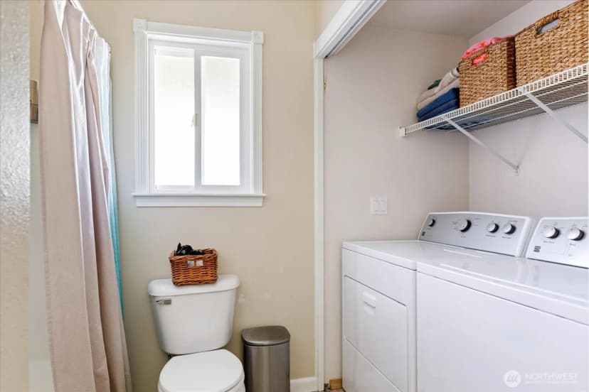 Property photo for 735 Sw Regency Drive, Oak Harbor photo 16