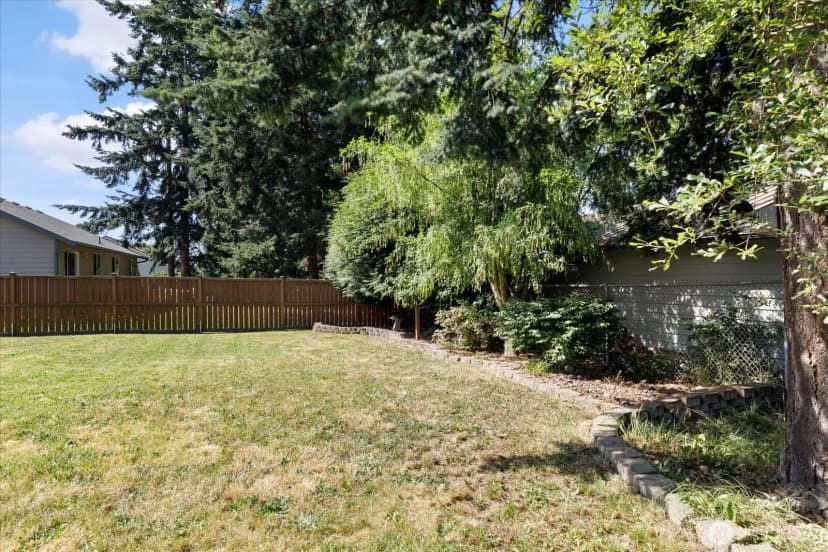 Property photo for 735 Sw Regency Drive, Oak Harbor photo 28