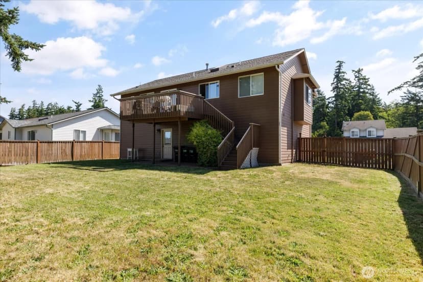 Property photo for 735 Sw Regency Drive, Oak Harbor photo 27