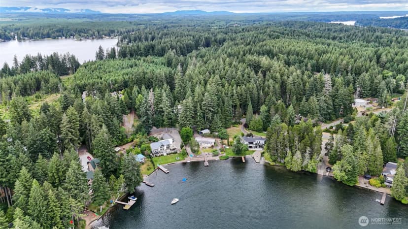 Property photo for 1130 E Phillips Lake Road, Shelton photo 34