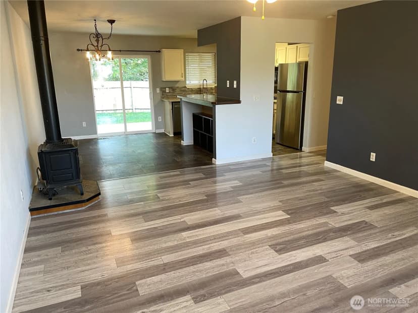 Property photo for 1390 Jordan Court, Oak Harbor photo 11