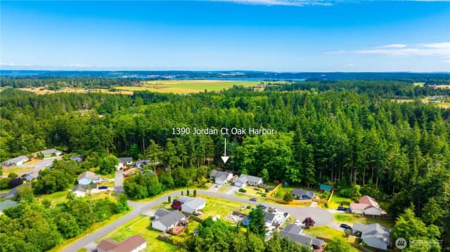 Property photo for 1390 Jordan Court, Oak Harbor photo 5