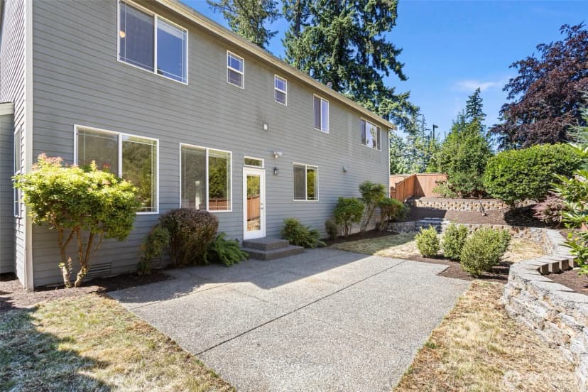 Property photo for 2648 116th Avenue Ne, Bellevue photo 35